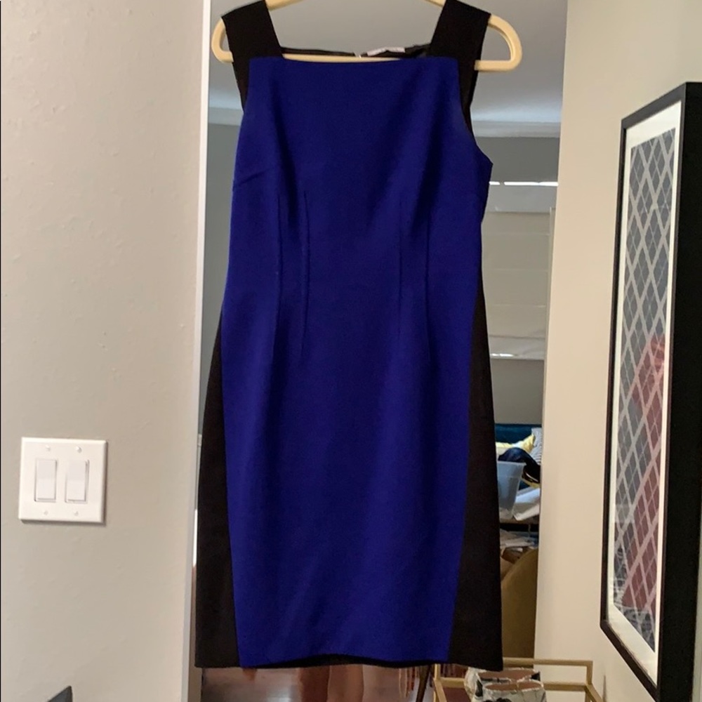 T tahari lined well made sheath dress